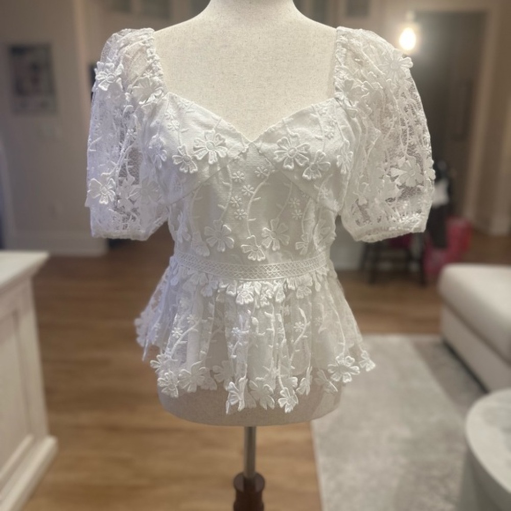 Endless Rose White Lace Floral Blouse NWOT
